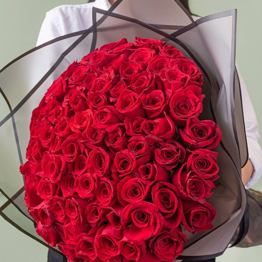 Emilia – Ramo con 100 rosas rojas – Flores